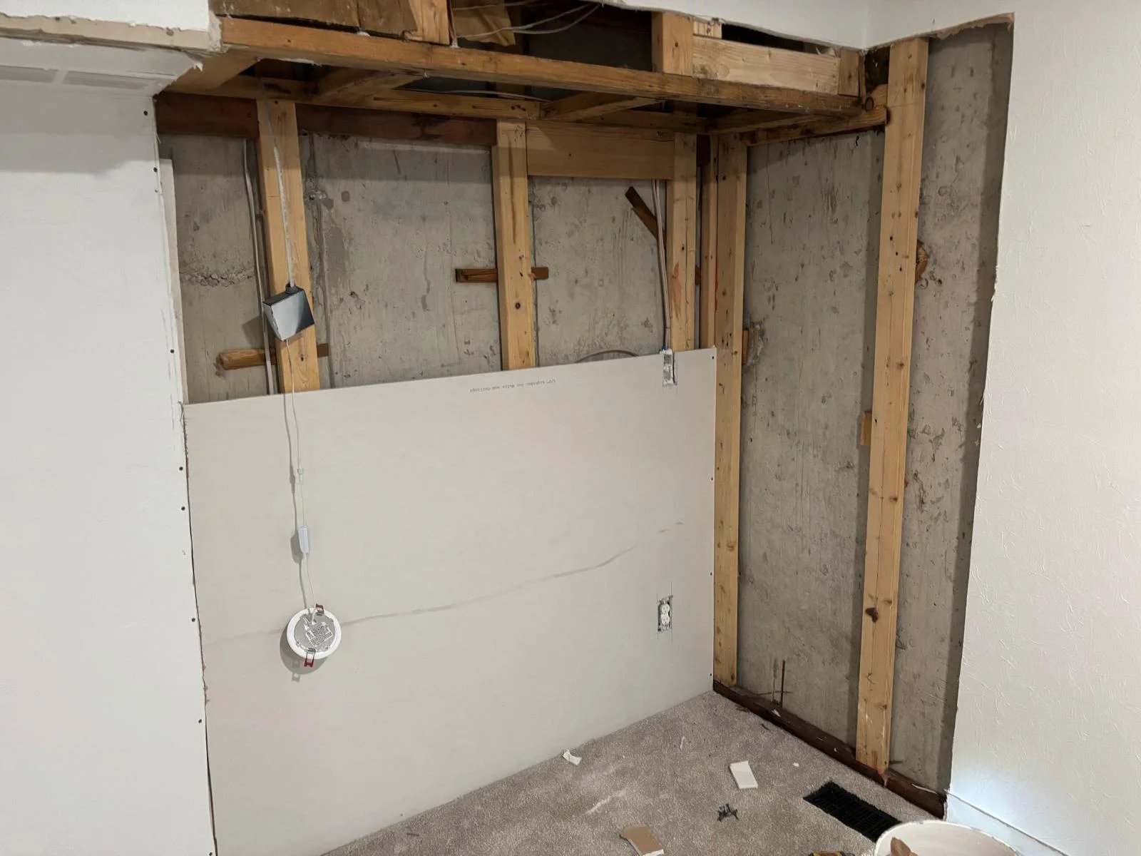 Alfredo Painting Service LLC project photo 18